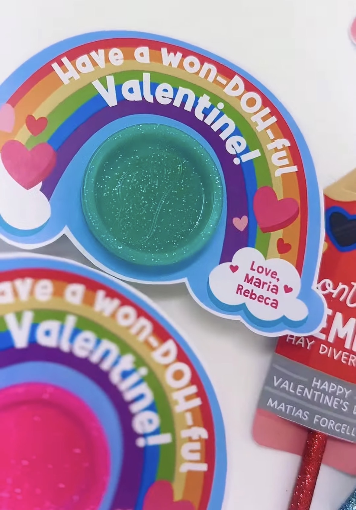 25 play doh en tarjetita temática